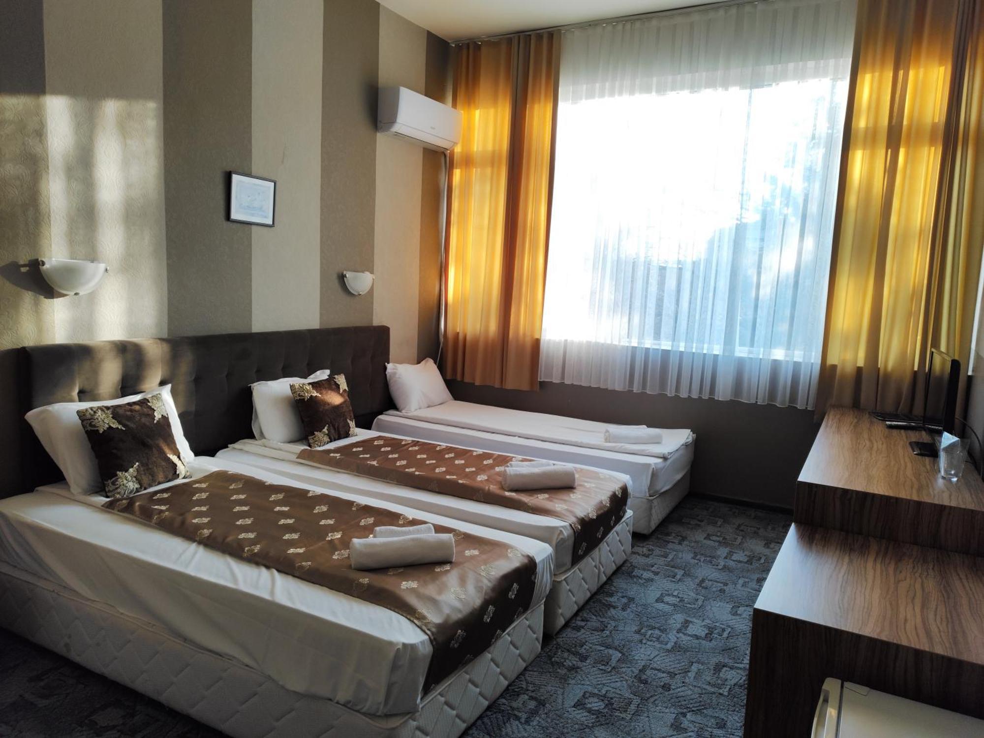 Hotel Monte Cristo Blagoevgrad Bilik gambar